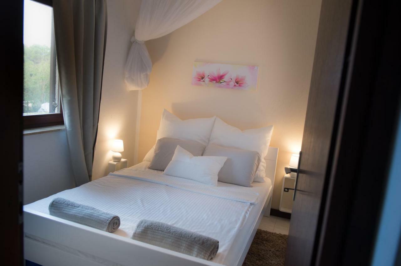 Apartmen Relax 200 M T Beach Lejlighed Rovinj Eksteriør billede