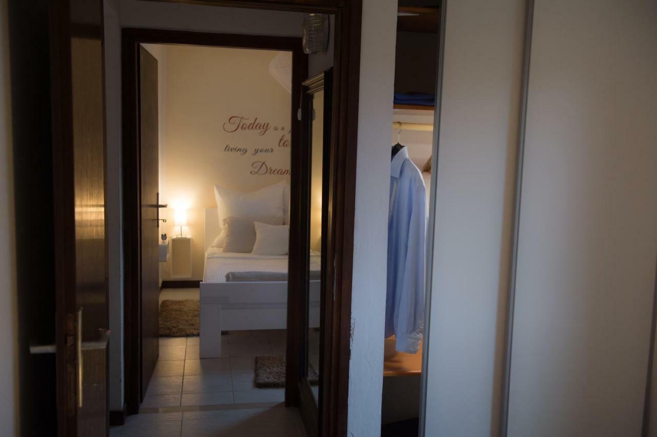 Apartmen Relax 200 M T Beach Lejlighed Rovinj Eksteriør billede